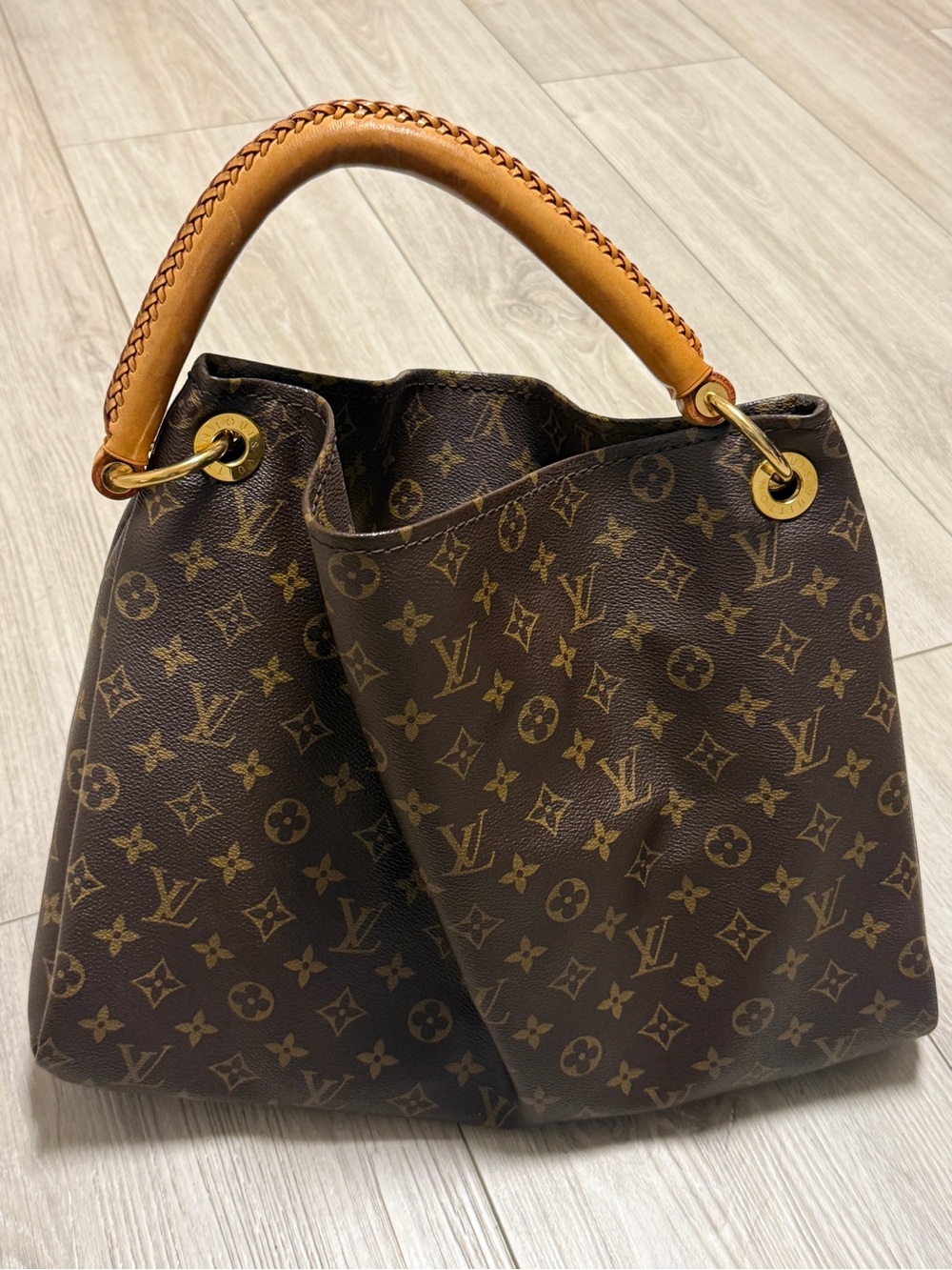 Louis Vuitton Monogram Canvas Hobo Shoulder Bag with Vachetta Handle